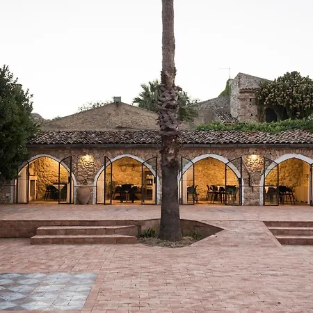 Baglio Làuria Campobello di Licata