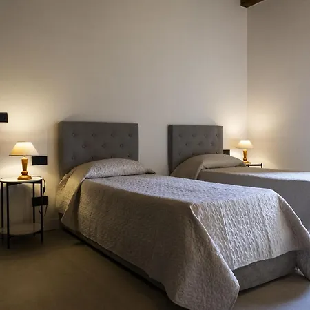 Alloggio per agriturismo Baglio Làuria *