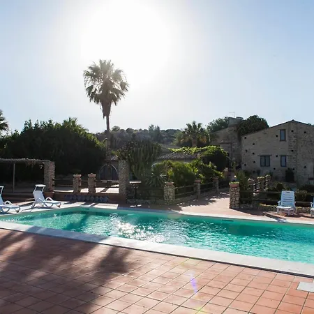 Baglio Làuria Alloggio per agriturismo *