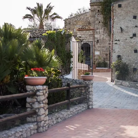 Alloggio per agriturismo Baglio Làuria